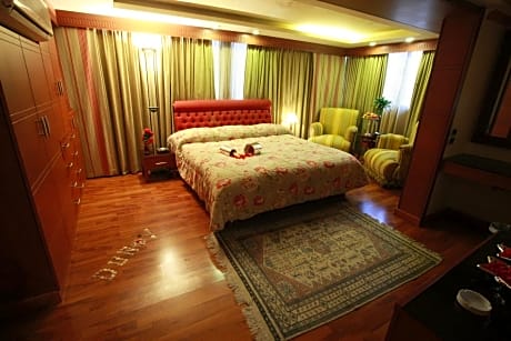  Junior Suite City View