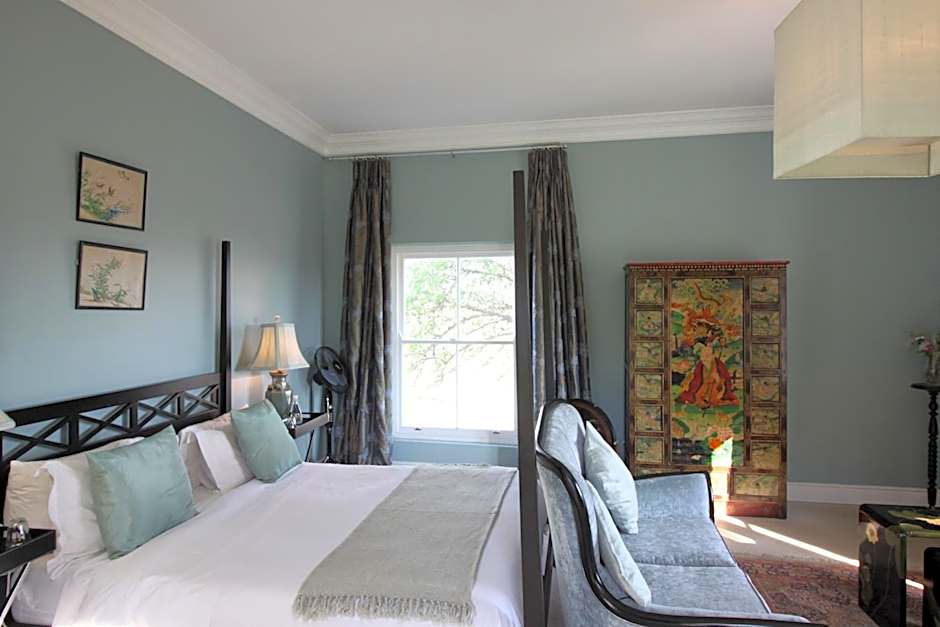 Photo 1 of 15 of Superior 1 Queen Bed