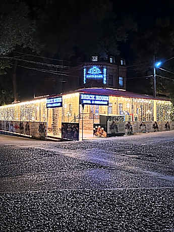 Hotel Brick House