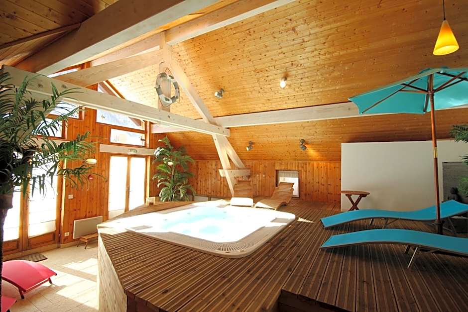 Chez Philippe - Appartements et Chalets - Panoramic Village vue Glaciers