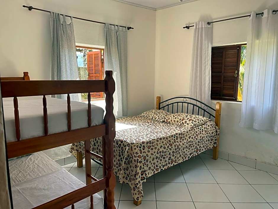 Casa e Kitnet Ilha Grande - RJ