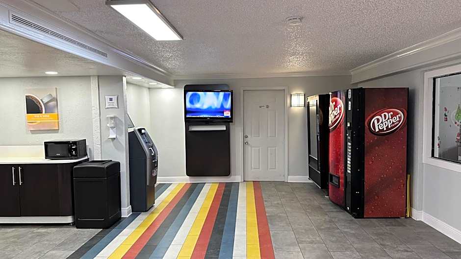 Motel 6-Beaumont, TX