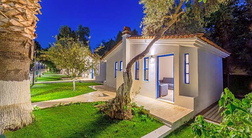 Risus Garden Marina Hotel