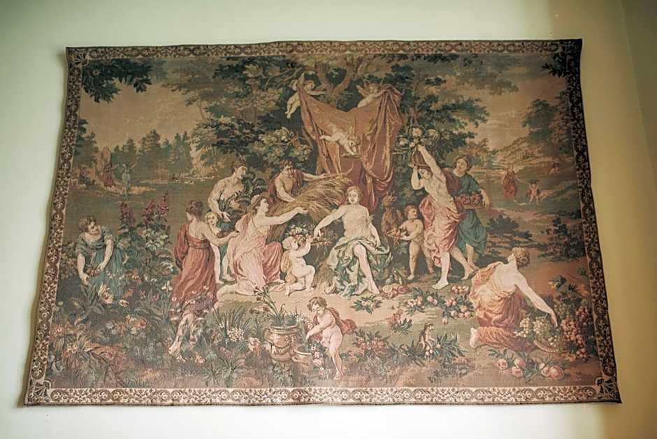 Royal Valentia Hotel