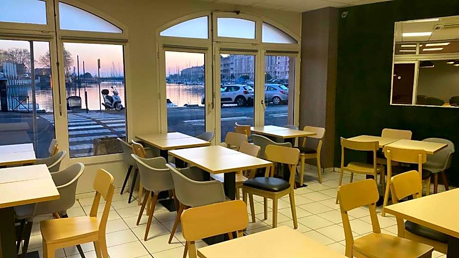 B&B HOTEL Sete Centre Gare