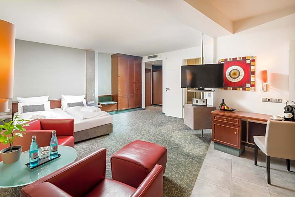 Photo 1 of 4 of Deluxe Junior Suite
