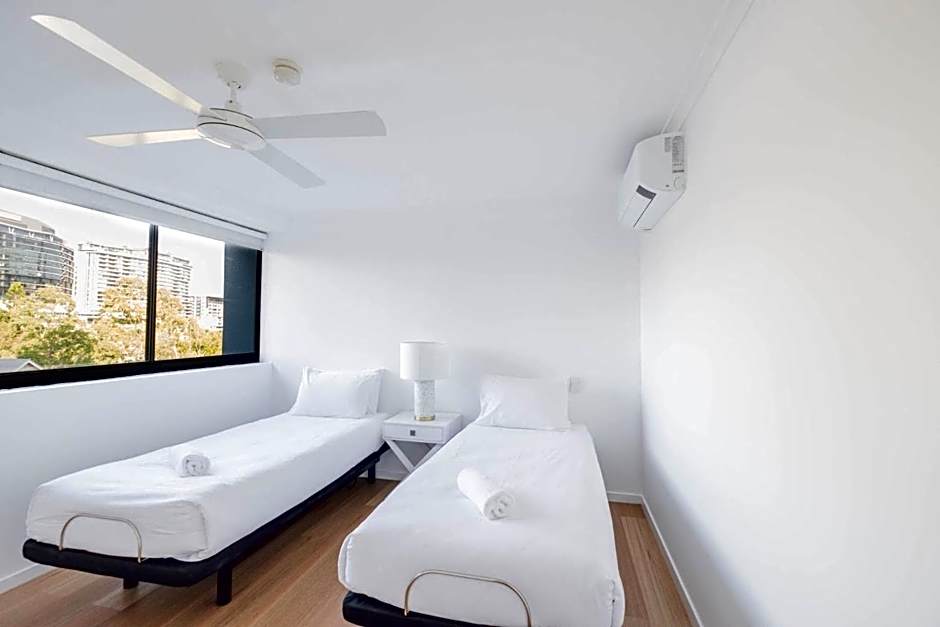 River Plaza Apartments Brisbane Southbank