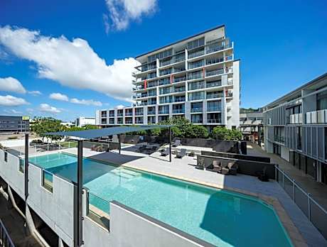 Central Islington Apartments