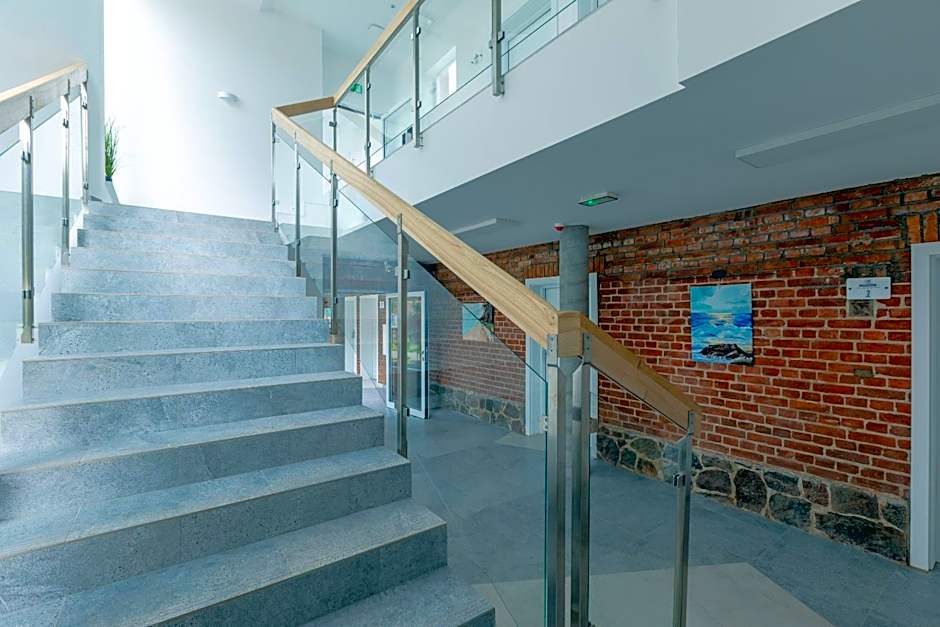 APARTAMENTY przy plaży z basenem z podgrzewaną wodą i mini SPA - Ośrodek Kolonijno-Wczasowy Mewa