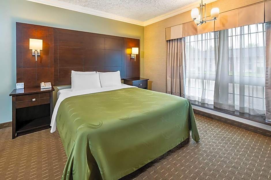 Rodeway Inn Festival	