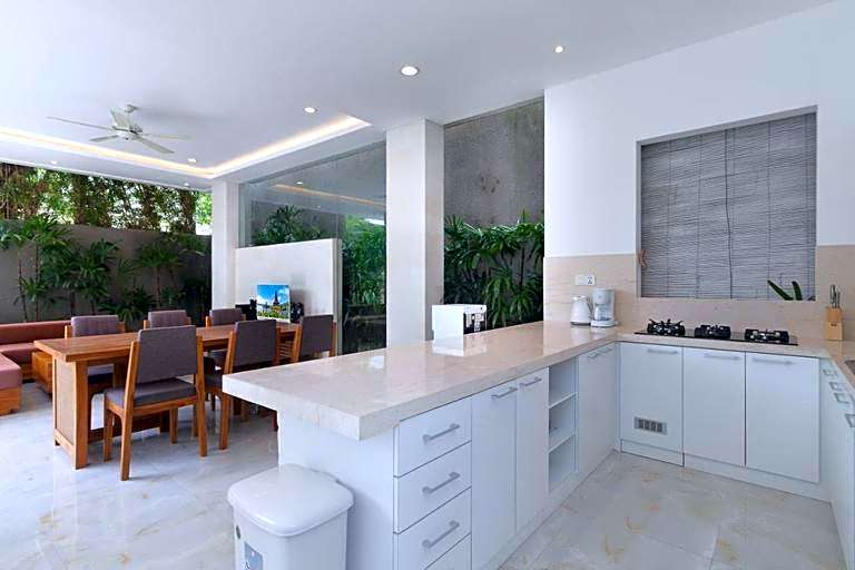 Villa Kusamakura Seminyak 
