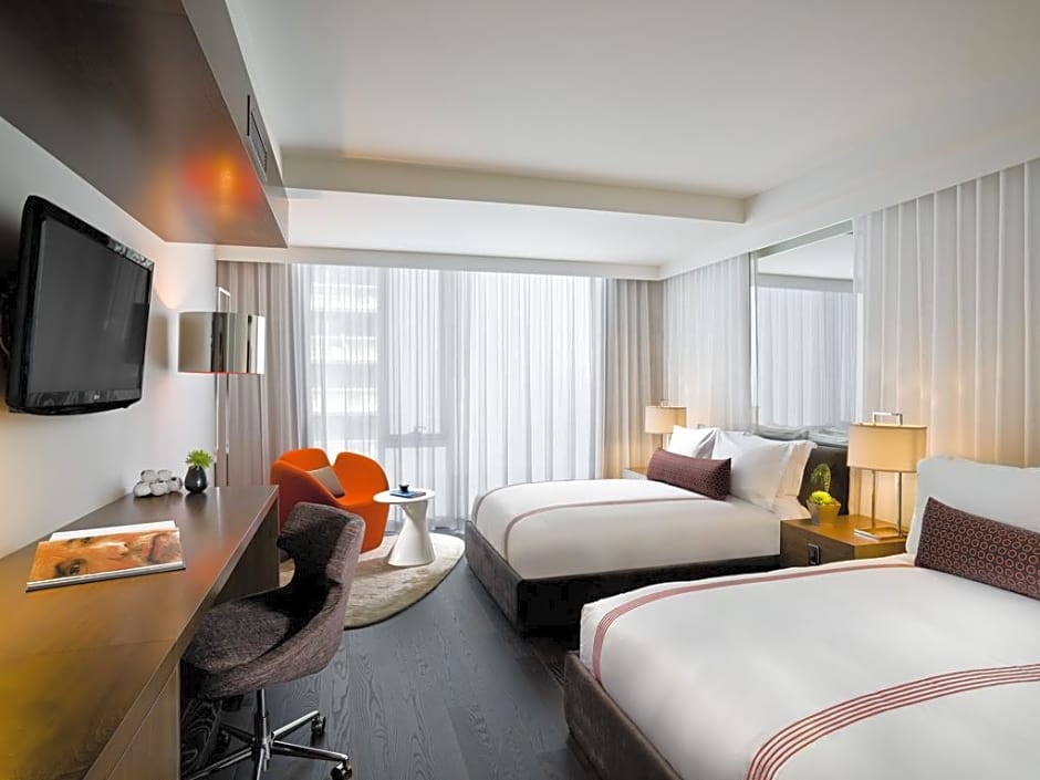 1 Hotel Toronto