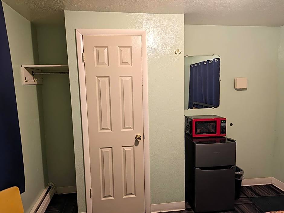 Tour Inn Motel