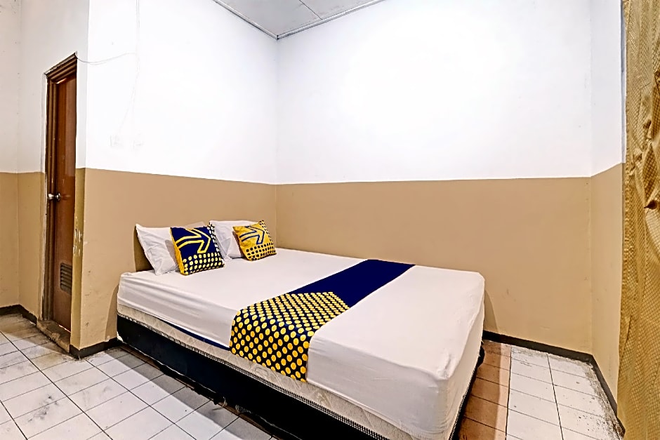 SPOT ON 92983 Hotel Ayu