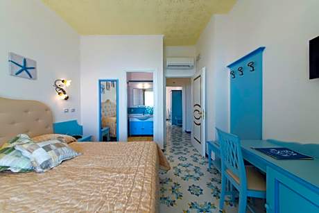 Superior Triple Room with Sea View