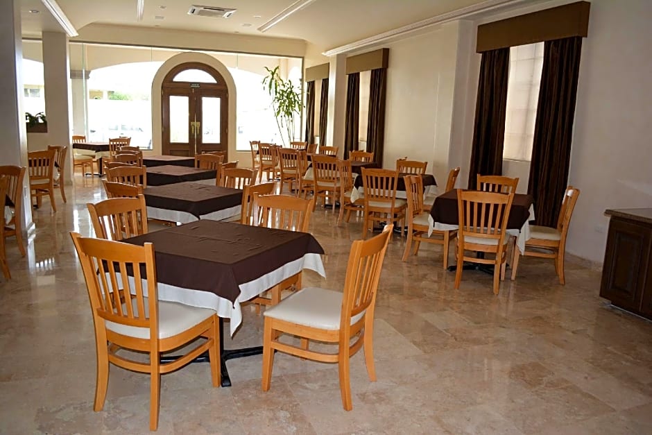 Best Western Centro Cadereyta