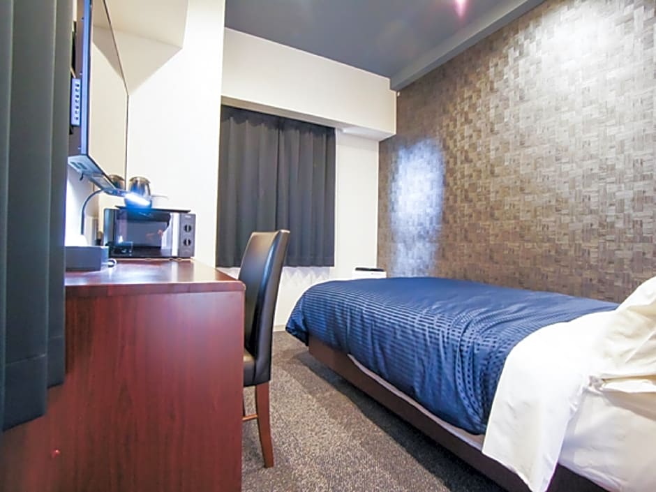 HOTEL LiVEMAX Himeji Shiyakusho Mae