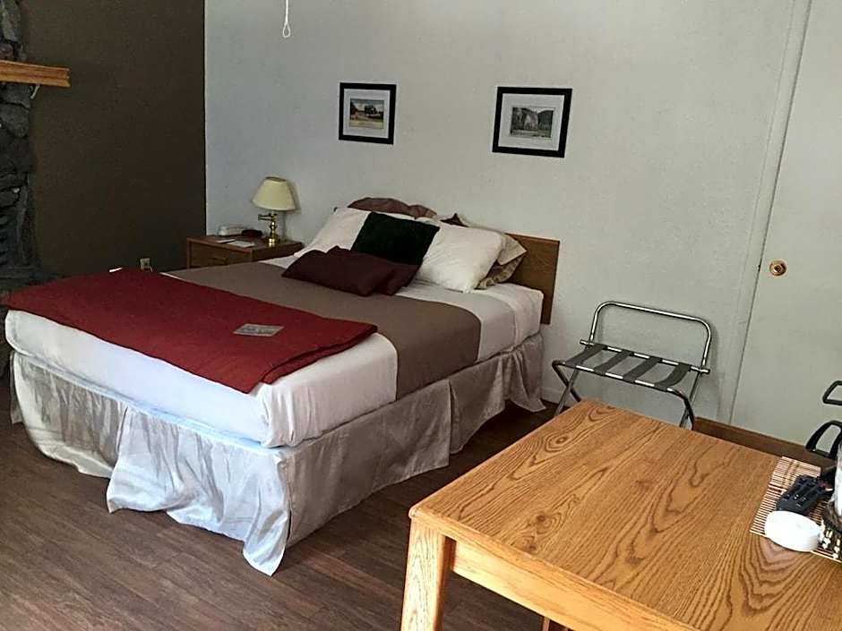 The Brookside Motel by Belvilla Keystone Near Mt.Rushmore