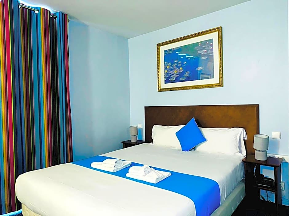 Hotel Bellevue Paris Montmartre