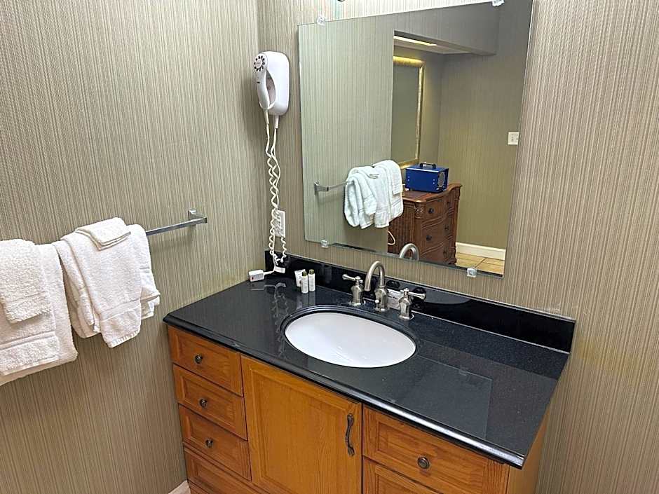 Island House Historic Vacation Rentals