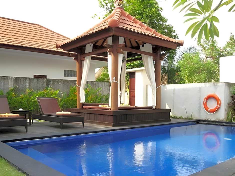 Puri Saron Hotel Baruna Beach Lovina