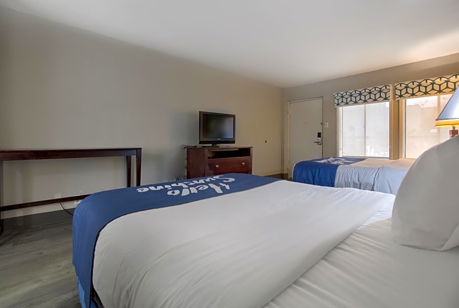 Days Inn by Wyndham Mobile I-65