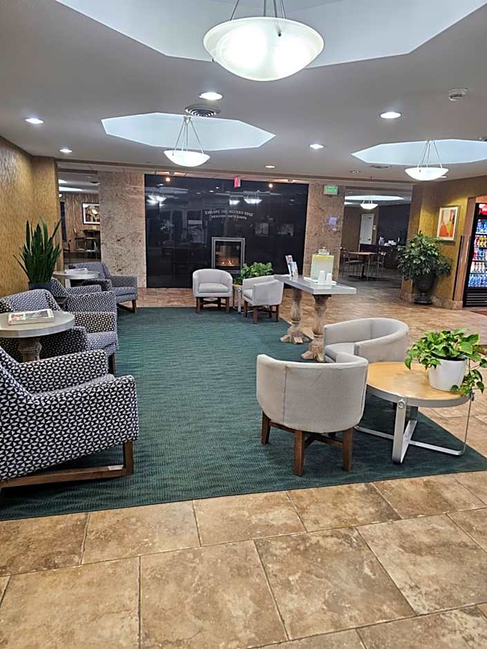 La Quinta Inn & Suites by Wyndham Dickinson