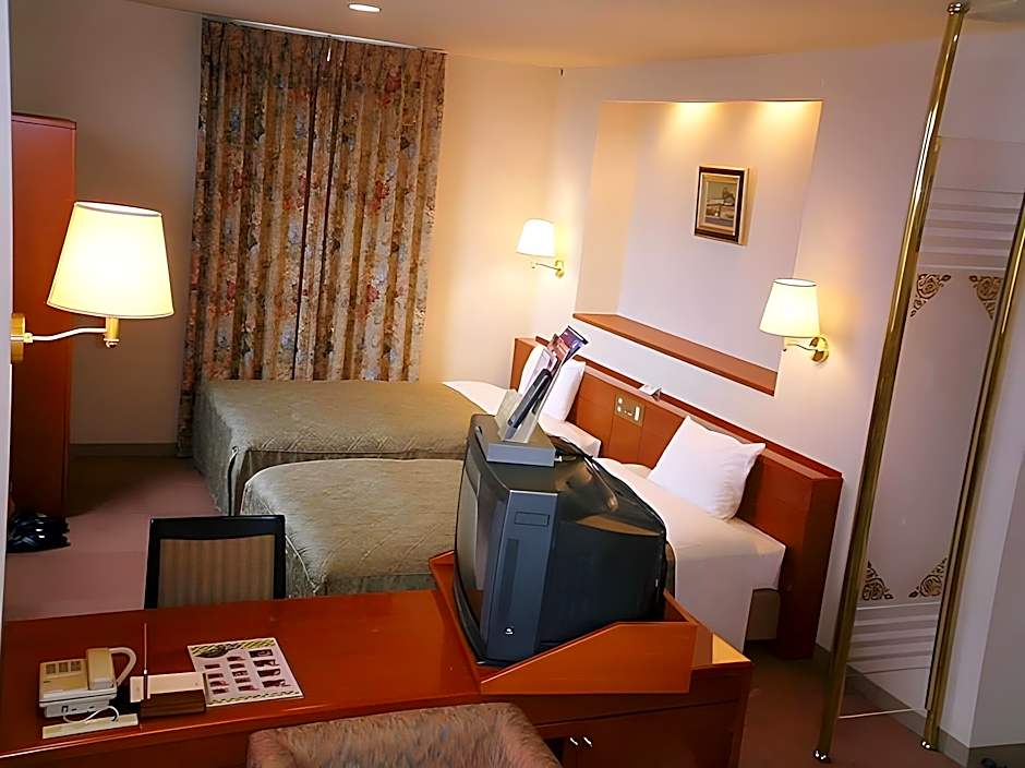 Heisei Hotel