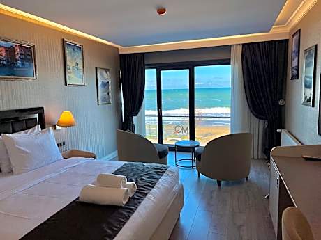 Deluxe Double Room with Sea View