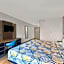 Motel 6-Oak Creek, WI