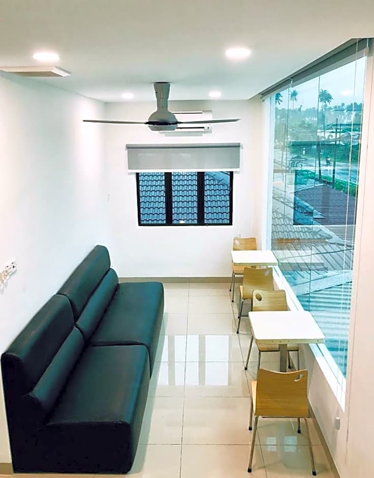 LunaStay (Shared Common Area)