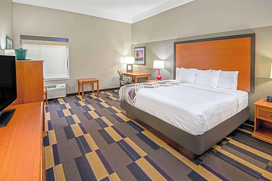 La Quinta Inn & Suites by Wyndham Oklahoma City - Moore