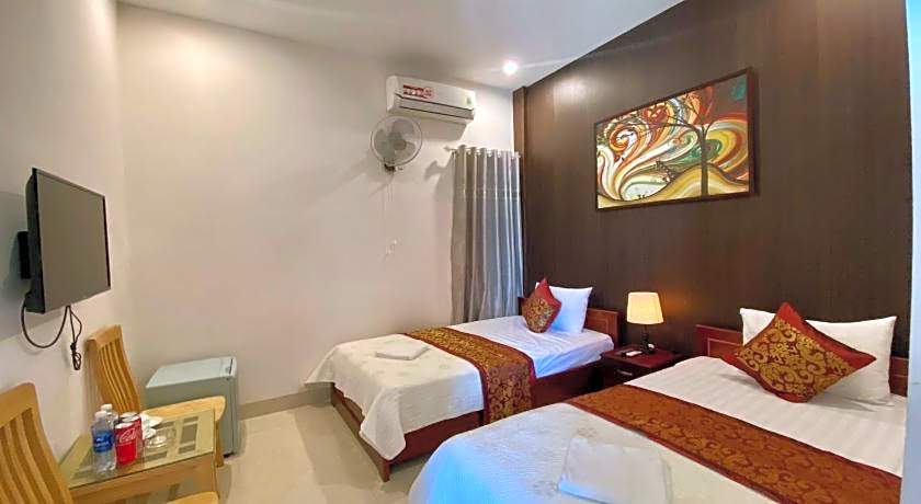 Hoàng Ngân Hotel