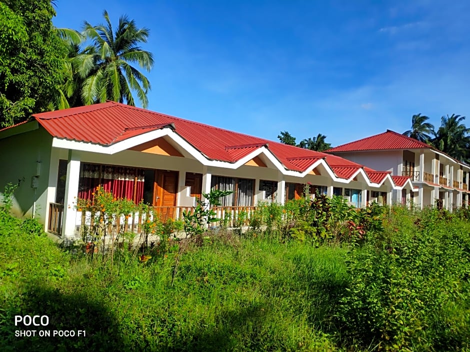 Hotel Exotica Squares