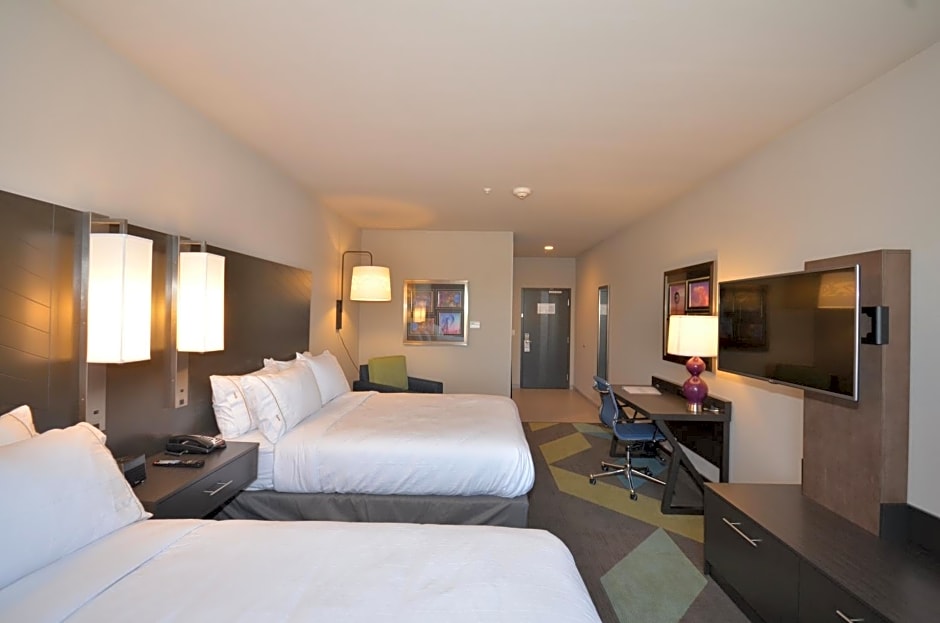 Holiday Inn Express & Suites Oklahoma City Mid - Arpt Area, an IHG Hotel