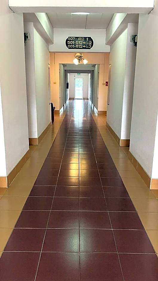 Thaen Thong Hotel