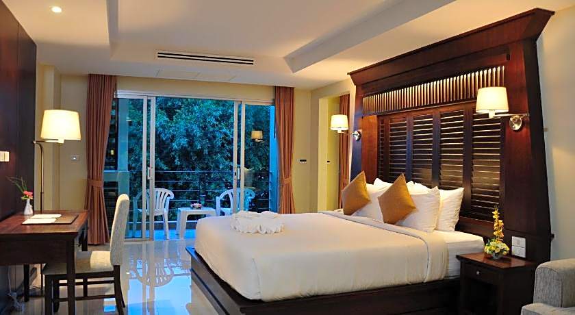 August Suites Pattaya