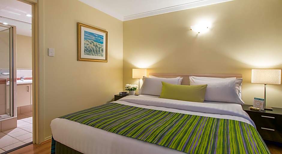 The Peninsula Riverside Serviced Apartments