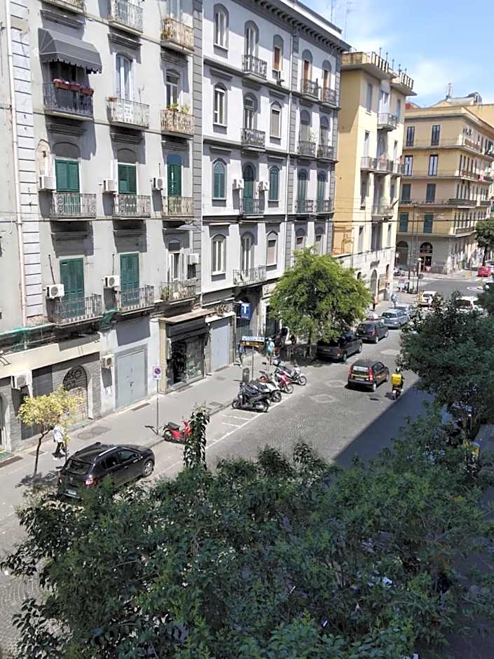 HOTEL CRISARI