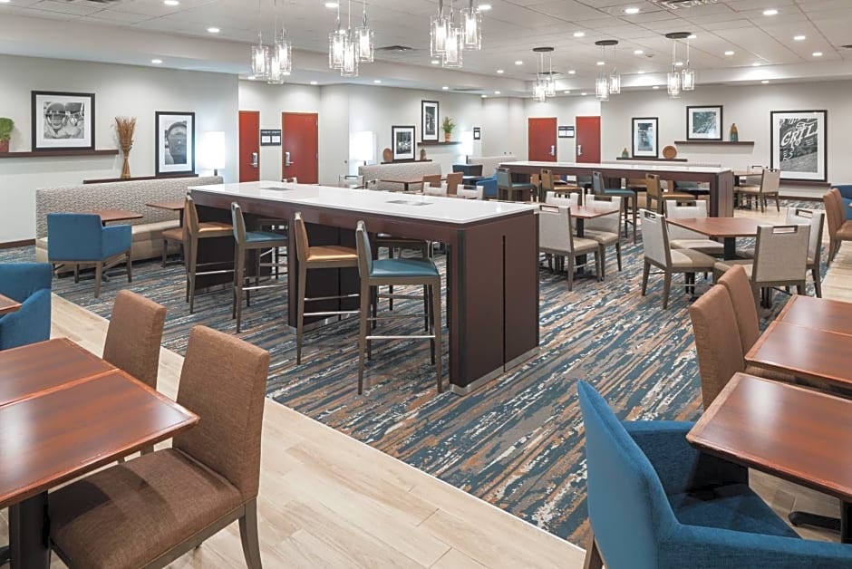 Hampton Inn St Louis- at the Arch