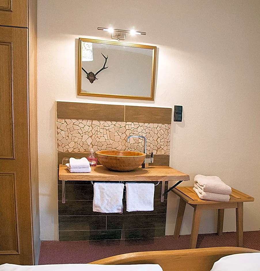 DEVA Hotel-Restaurant Fischerwirt inklusive Chiemgau Card