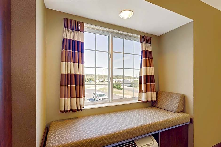 Microtel Inn & Suites By Wyndham Prairie Du Chien