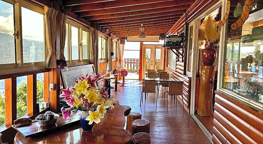 Dindai Glass Vacation Villa