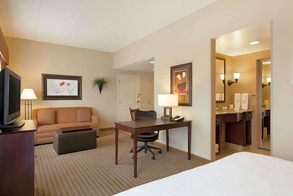 Homewood Suites by Hilton Minneapolis/St Paul New Brighton