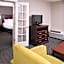 La Quinta Inn & Suites by Wyndham Indianapolis South