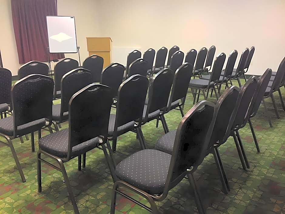 Holiday Inn Express & Suites Burlington - Mount Holly By IHG