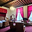 Erasmus Hotel