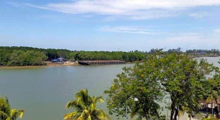 Riverine Garden Hotel