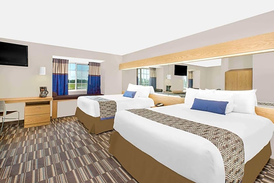 Microtel Inn & Suites By Wyndham Ames