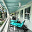 The Porch on Frances Inn - Adults Exclusive